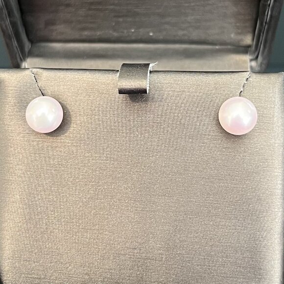 8.5-9MM Saltwater Cultured Pearl stud earrings 14KT White Gold EUC demure - Picture 1 of 15